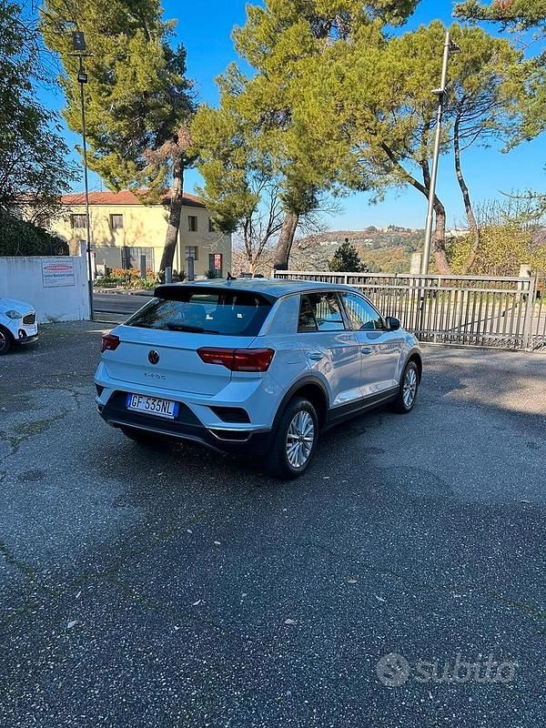 Usata VW T-Roc Style 116 CV (85 kW) 2021 Bianco SUV