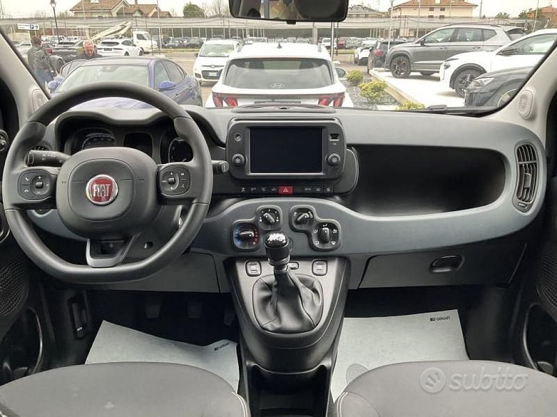 Usata Fiat Panda Cross Cross 69 CV (50 kW) 2024 Blu/azzurro Utilitaria