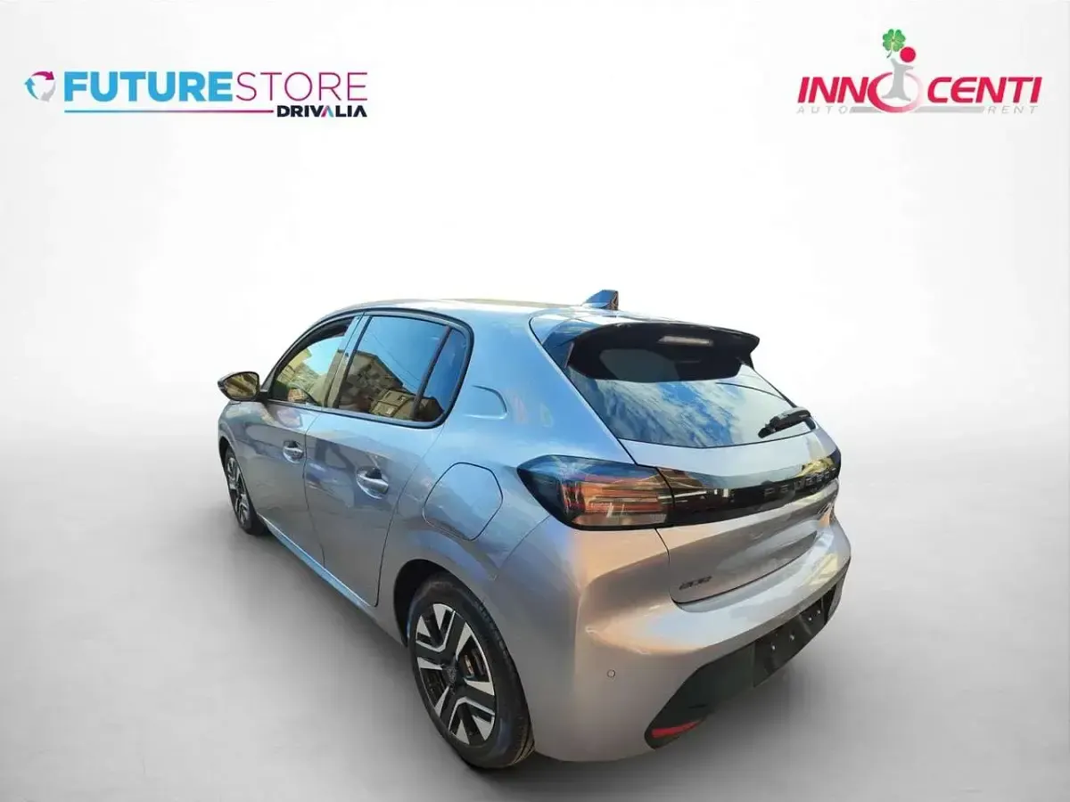 Usata Peugeot 208 Active 75 CV (55 kW) 2024 Argento Utilitaria