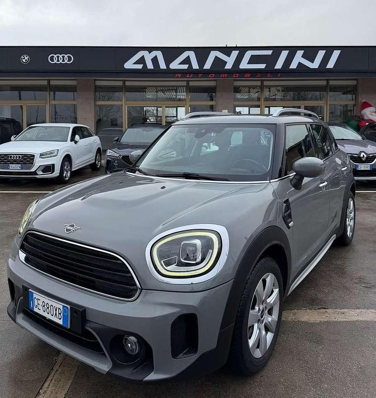 Usata Mini One D Countryman Hype 116 CV (85 kW) 2021 Grigio SUV