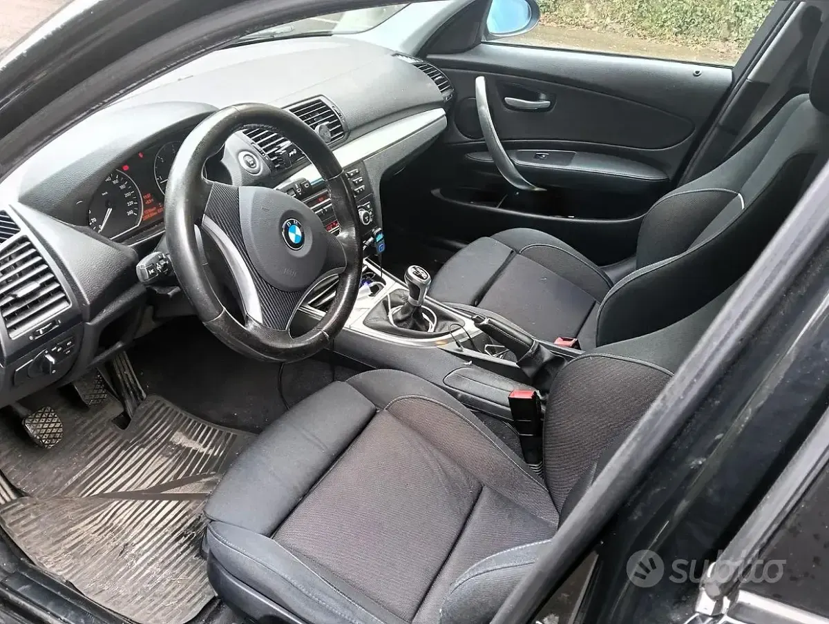 Usata BMW 118 143 CV (105 kW) 2008 Nero Utilitaria
