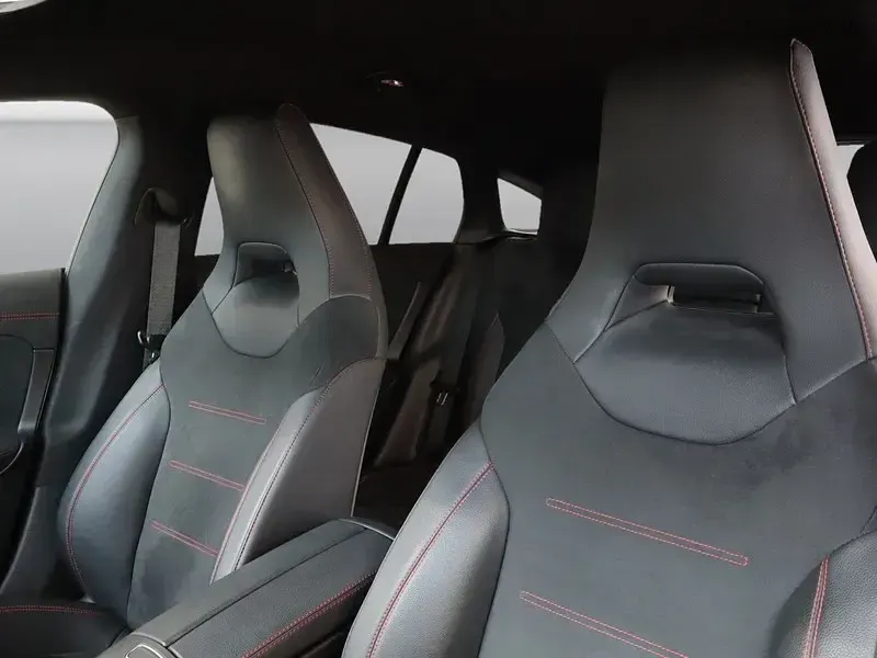 Usata Mercedes CLA180 Shooting Brake Premium 116 CV (85 kW) 2023 Bianco Station wagon