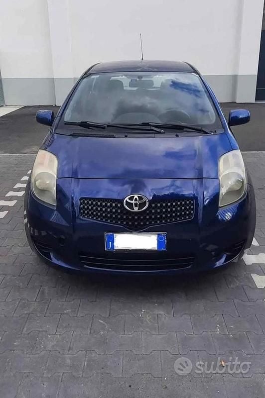 Usata Toyota Yaris 2006 Berlina