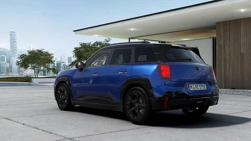 Nuova Mini Aceman 160 kW (218 CV) 2026 Blazing blue SUV