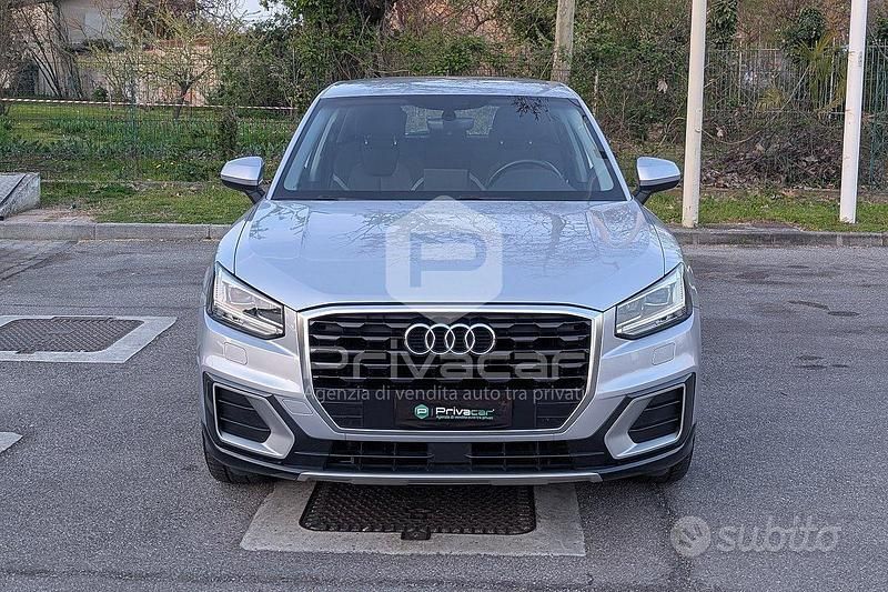 Usata Audi Q2 Admired 116 CV (85 kW) 2019 Grigio SUV