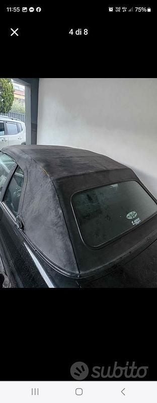 Begagnad Ford Escort Cabriolet 102 HK (75 kW) 1991 Svart Cab