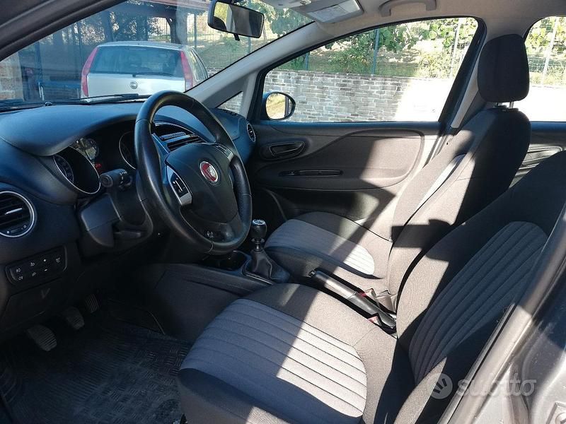 Usata Fiat Punto 2017 Grigio Utilitaria
