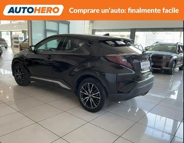 Usata Toyota C-HR Lounge 122 CV (89 kW) 2018 Nero SUV