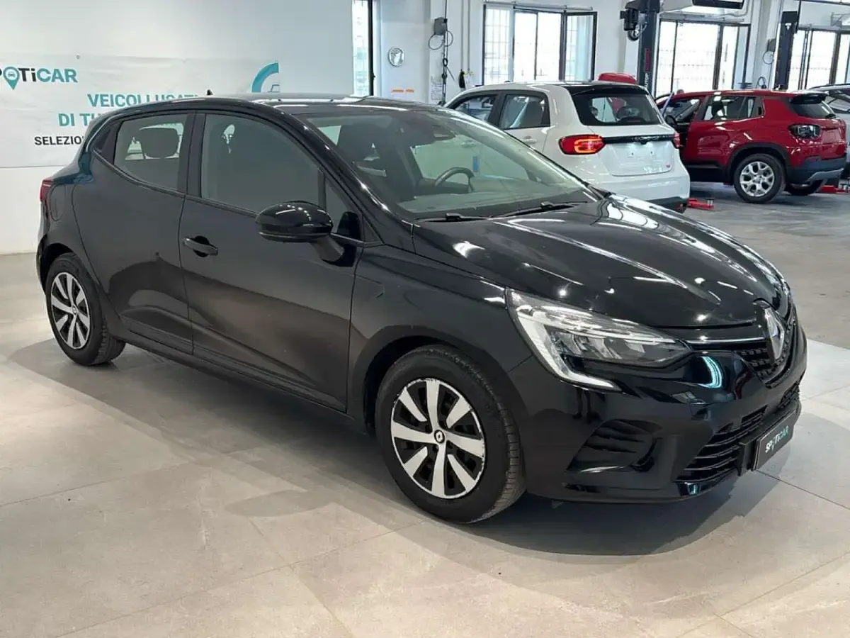 Usata Renault Clio V Equilibre 140 CV (102 kW) 2023 Nero Berlina