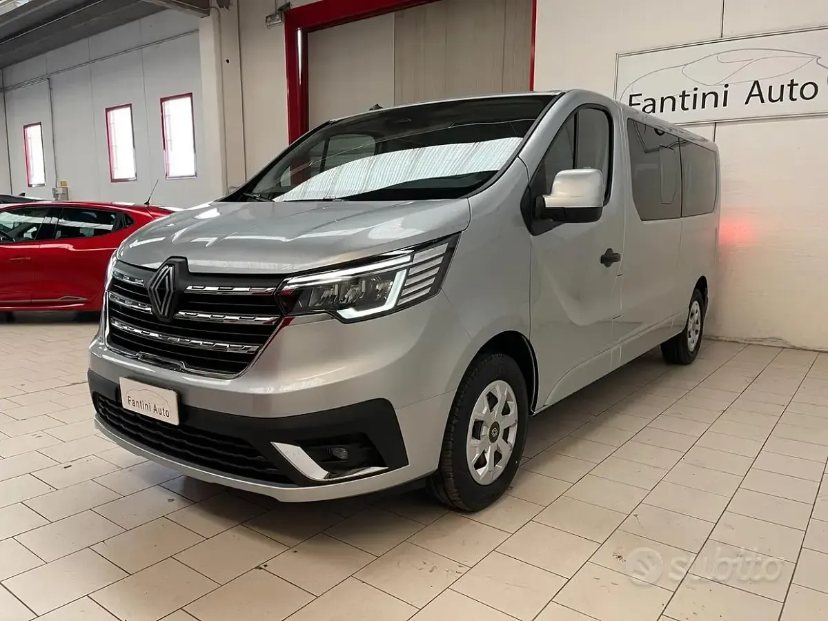 Ny Renault Trafic Equilibre 150 HK (110 kW) 2025 Grå Minibuss