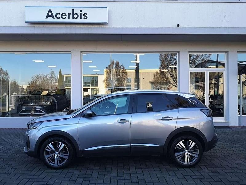 Grigio Usata 2021 Peugeot 3008 Allure SUV | 13.500 € (Buon prezzo) - Immagine 1/4
