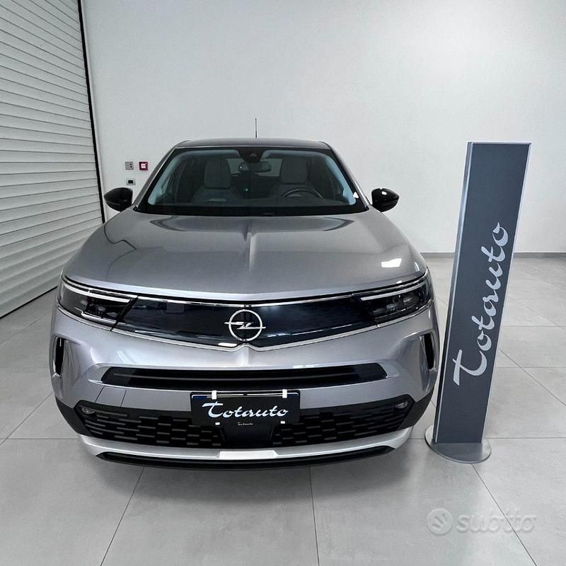 Usata Opel Mokka Elegance 110 CV (80 kW) 2021 Grigio SUV