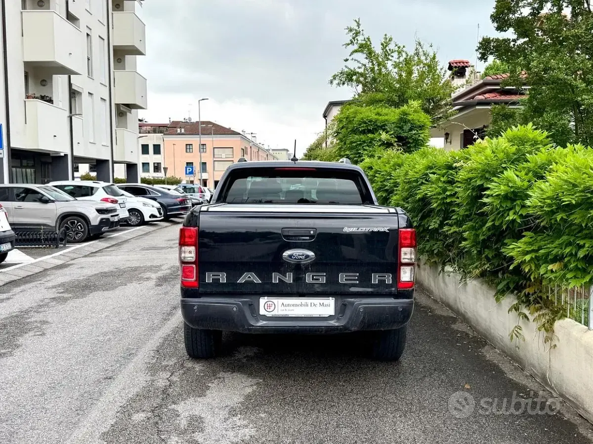 Usata Ford Ranger Wildtrack 213 CV (156 kW) 2021 Nero Pick-up