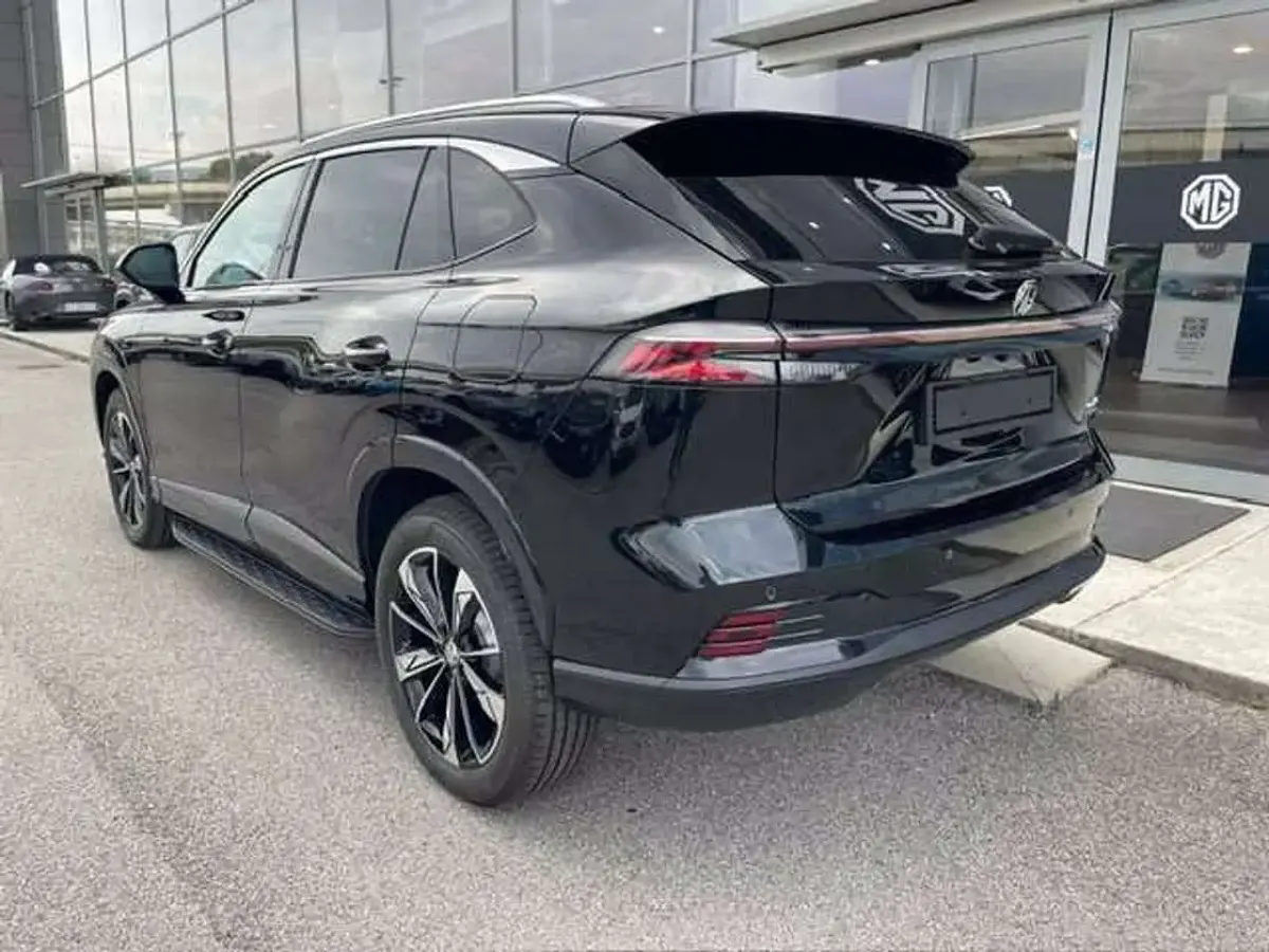 Nuova MG HS Luxury 272 CV (200 kW) 2026 Nero SUV