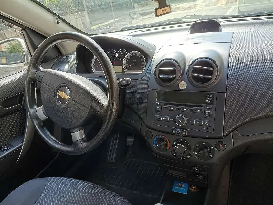 Usata Chevrolet Aveo 84 CV (61 kW) 2010 Berlina
