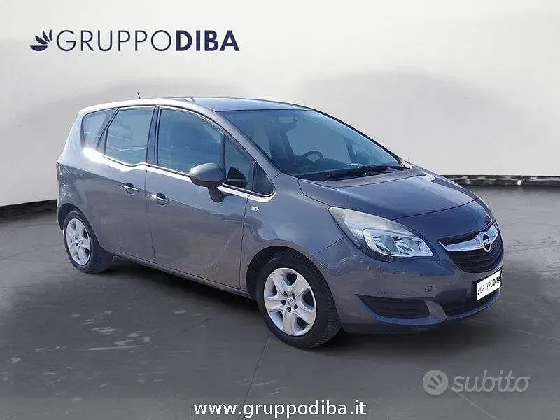 Usata Opel Meriva 120 CV (88 kW) 2015 Grigio Monovolume