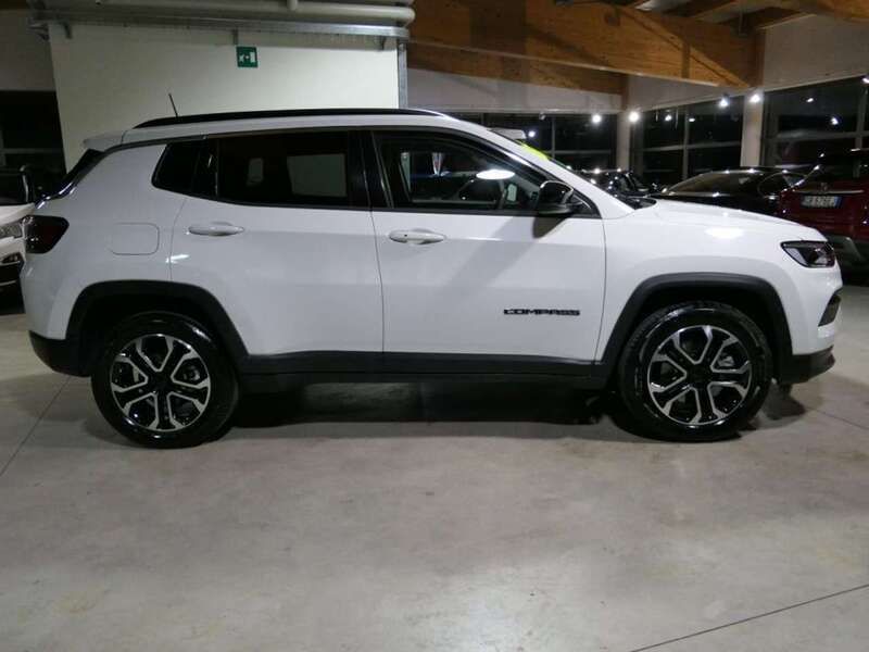 Usata Jeep Compass Limited 190 CV (139 kW) 2022 Grigio scuro SUV