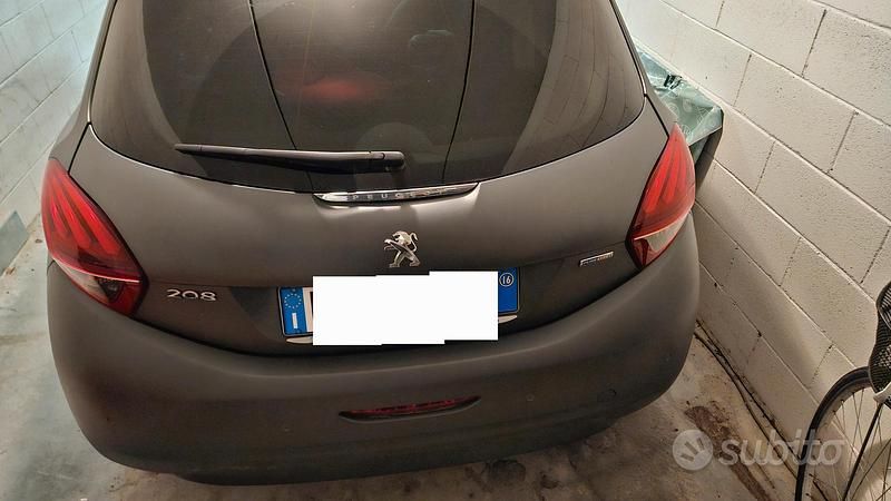Usata Peugeot 208 Allure 82 CV (60 kW) 2016 Utilitaria