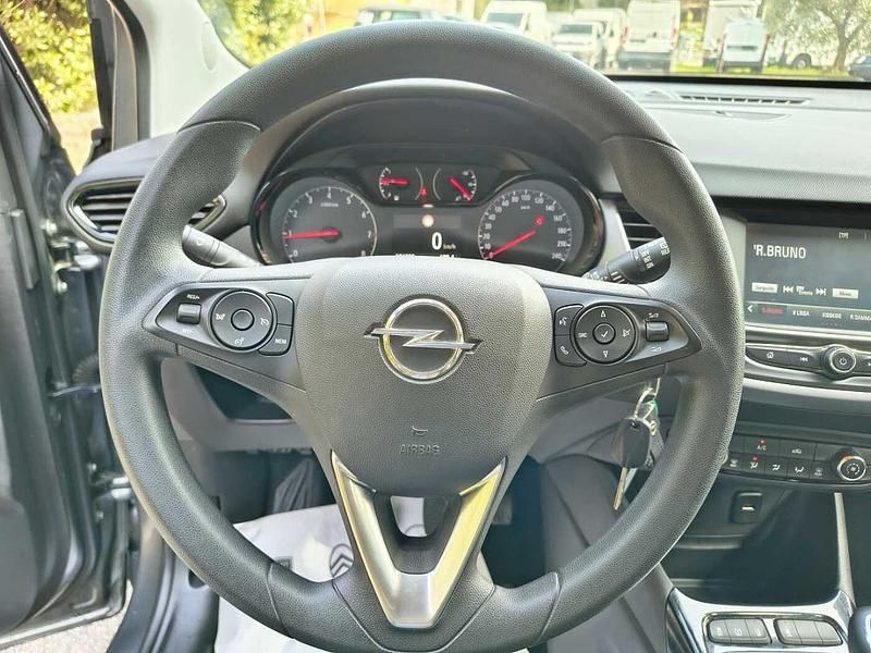 Usata Opel Crossland X 75 CV (55 kW) 2017 Grigio SUV
