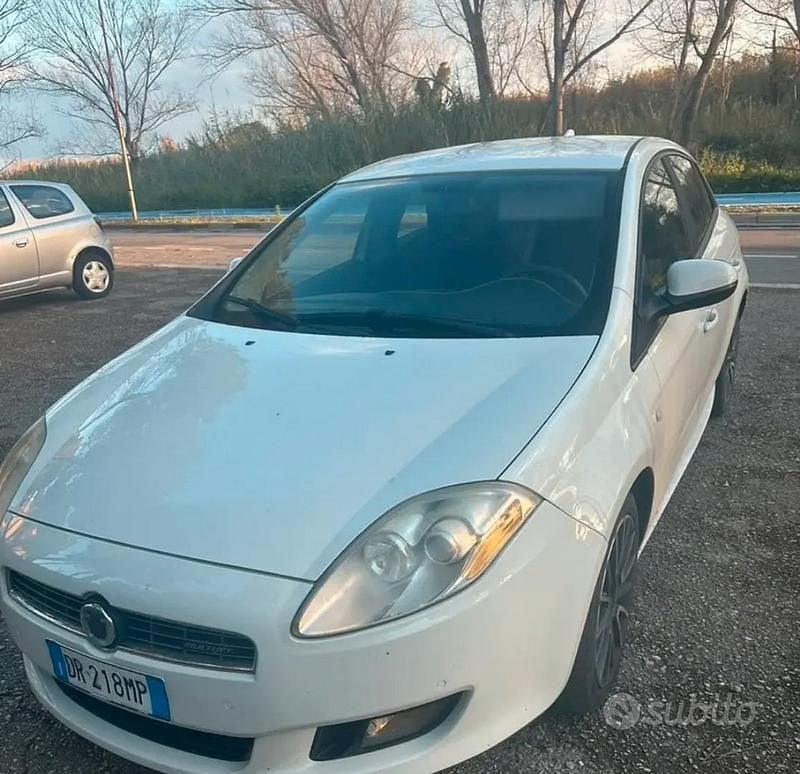 Usata Fiat Bravo 120 CV (88 kW) 2008 Bianco Utilitaria