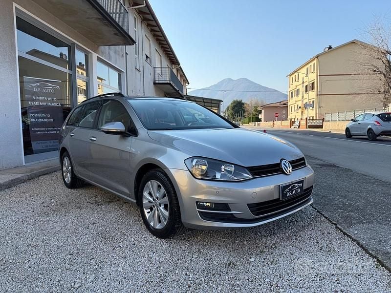 Usata VW Golf VII 110 CV (80 kW) 2016 Grigio Station wagon