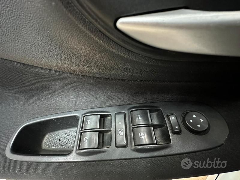 Usata Fiat Punto 2012 Bianco Utilitaria