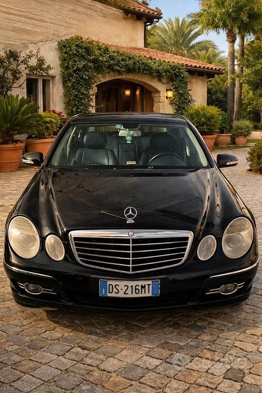 Usata Mercedes E220 Avantgarde 170 CV (125 kW) 2009 Nero Berlina