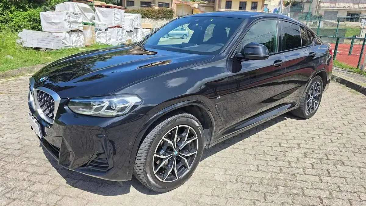 Usata BMW X4 M Sport 190 CV (139 kW) 2023 Nero SUV