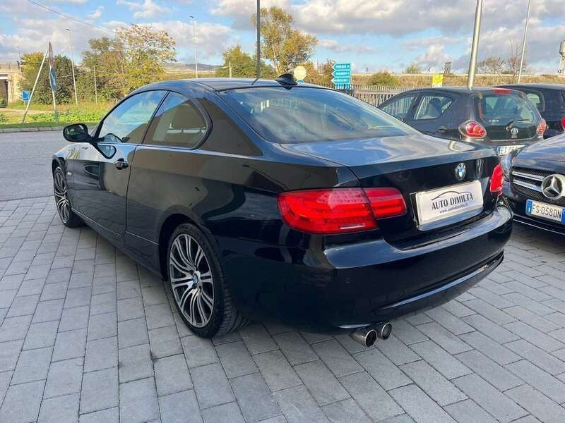 Usata BMW 320 184 CV (135 kW) 2011 Other Coupé