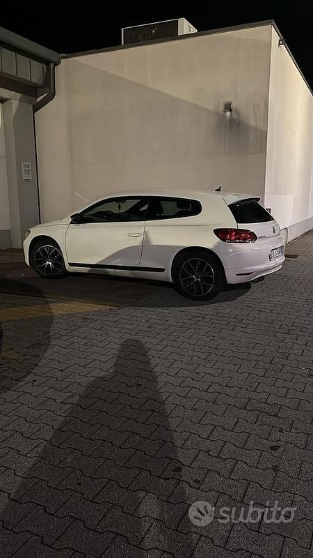Usata VW Scirocco 122 CV (89 kW) 2009 Bianco Coupé