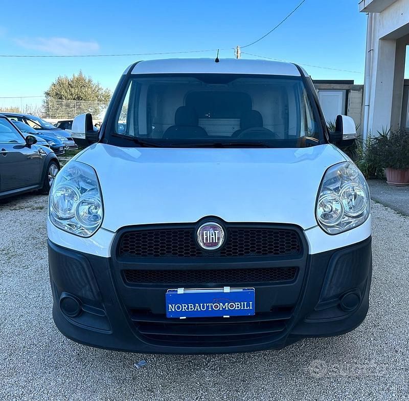 Usata Fiat Doblò 119 CV (87 kW) 2014 Bianco Monovolume