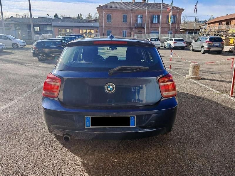 Usata BMW 114 95 CV (69 kW) 2013 Blu/azzurro Utilitaria