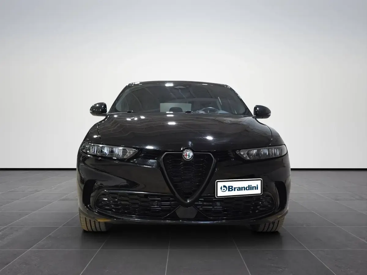 Używany Alfa Romeo Tonale Ti 131 KM (96 kW) 2024 Czarny SUV