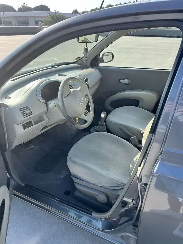 Usata Nissan Micra Acenta 65 CV (47 kW) 2005 Marrone Berlina