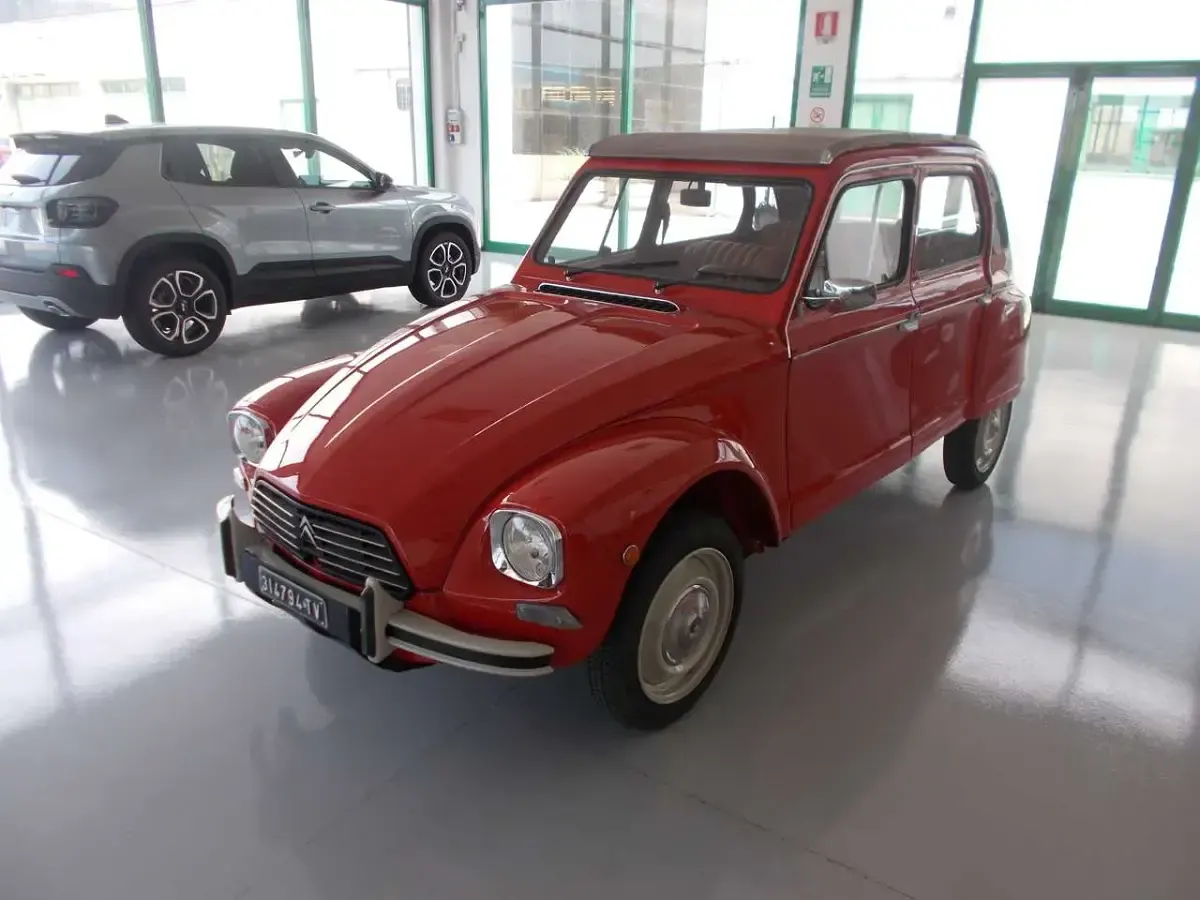 Usata Citroën Dyane 31 CV (22 kW) 1975 Rosso Utilitaria