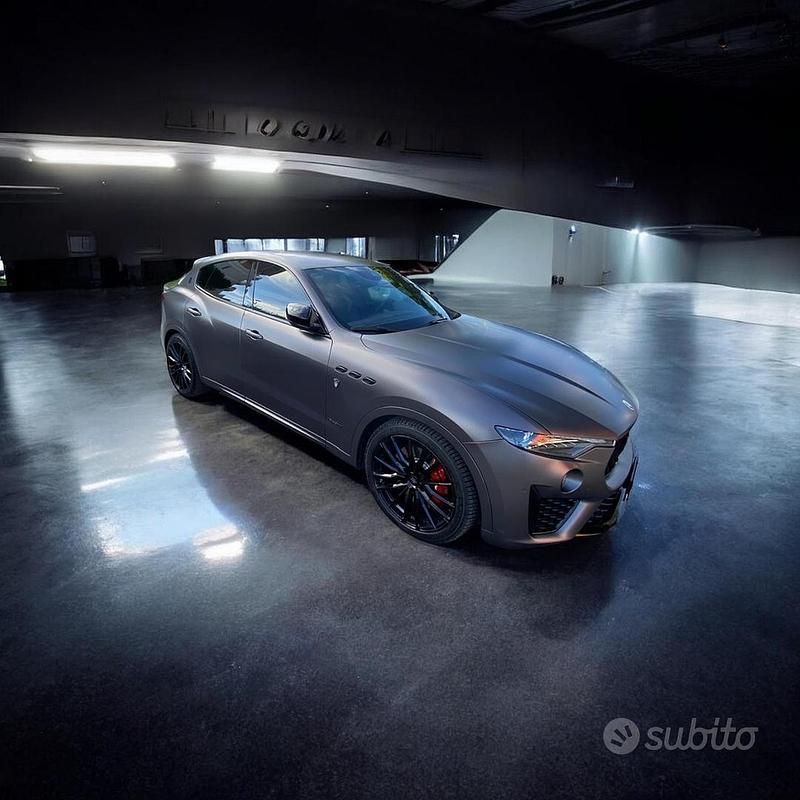 Usata Maserati Levante 430 CV (316 kW) 2019 Grigio SUV