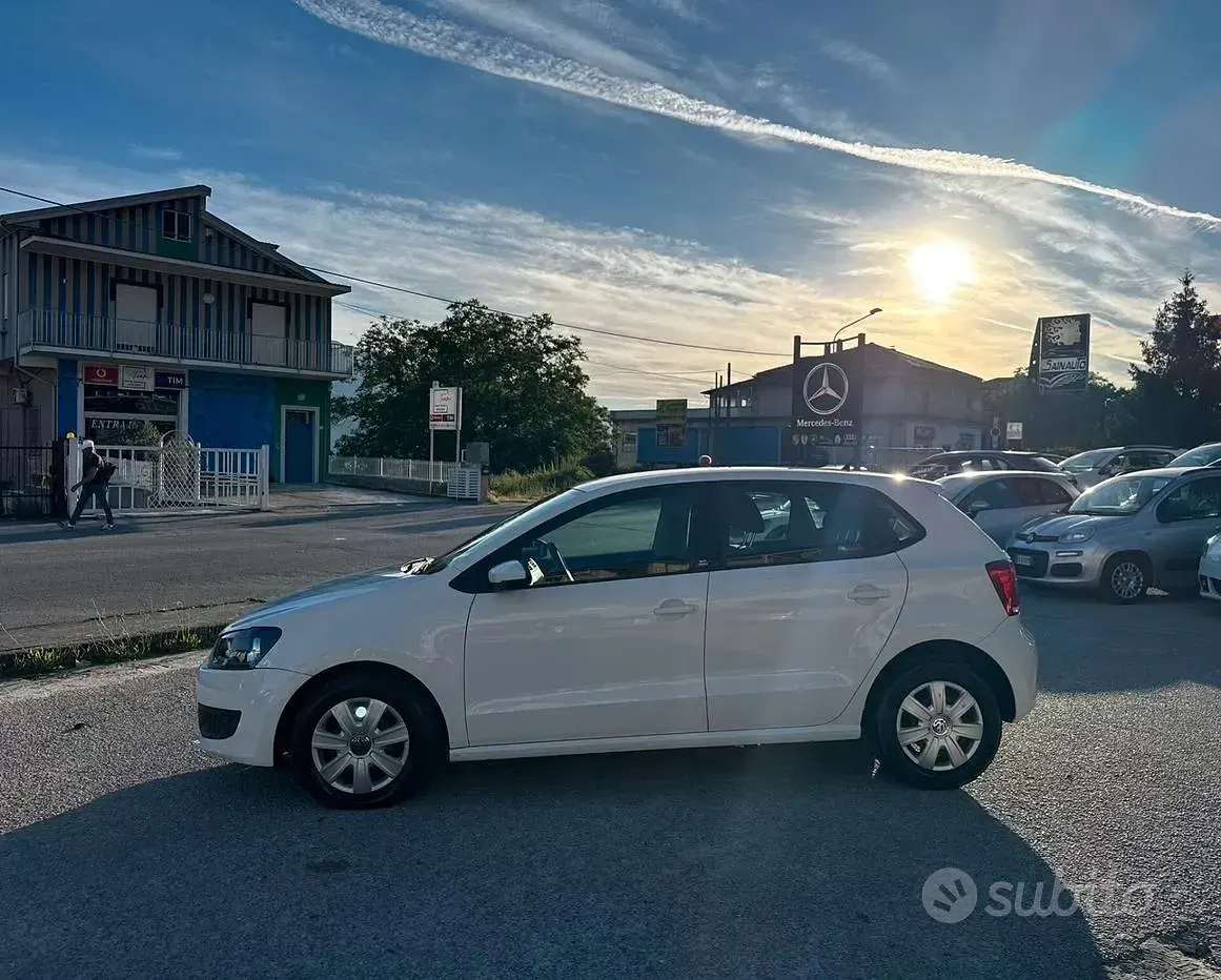 Usata VW Polo Sound 75 CV (55 kW) 2013 Bianco Utilitaria