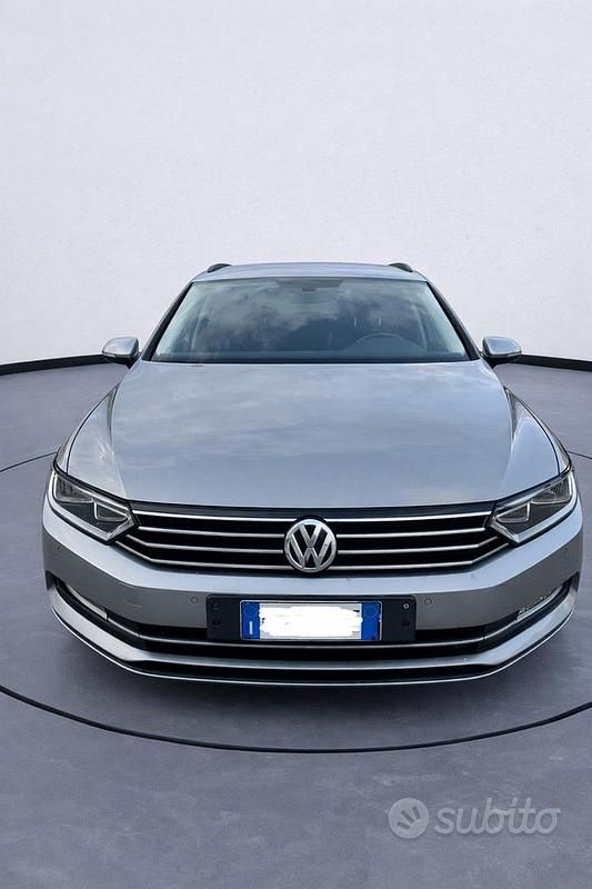 Usata VW Passat 150 CV (110 kW) 2017 Grigio Station wagon