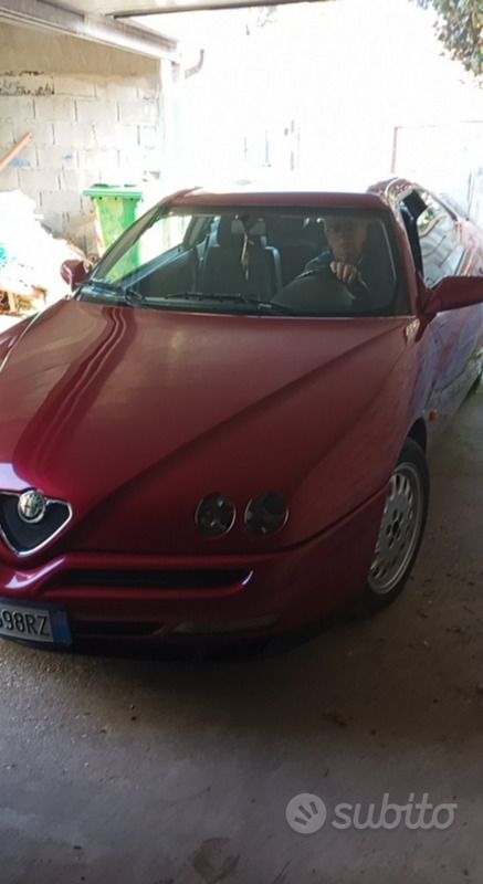 Rosso Usata 1996 Alfa Romeo GTV Coupé | 11.000 € (Super prezzo) - Immagine 1/4