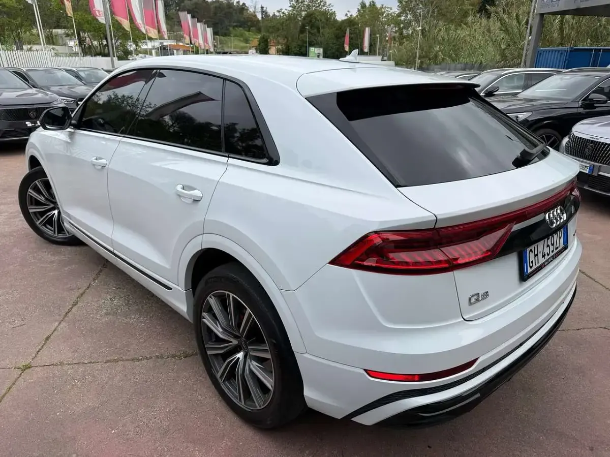 Usata Audi Q8 Sport 286 CV (210 kW) 2022 Other SUV
