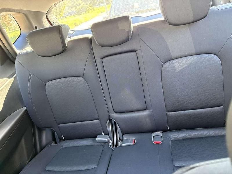 Usata Hyundai ix20 90 CV (66 kW) 2018 Rosso Utilitaria