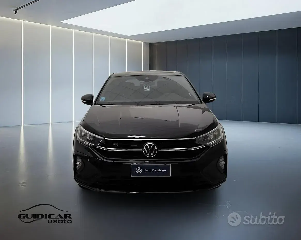Usata VW Taigo R-line 116 CV (85 kW) 2025 Nero SUV