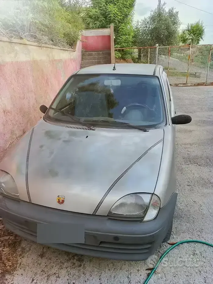 Usata Fiat 600 54 CV (39 kW) 2002 Grigio Berlina
