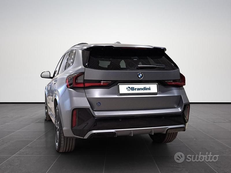 Usata BMW X1 M Sport 150 CV (110 kW) 2023 Frozen pure grey metallizzato SUV
