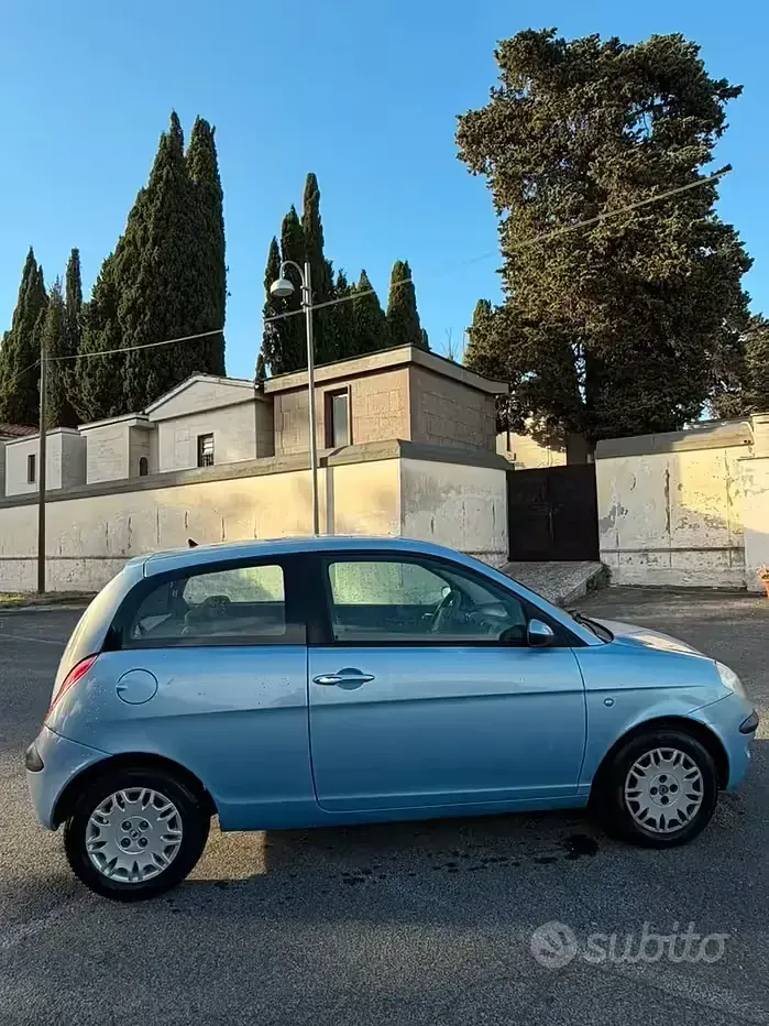 Usata Lancia Ypsilon 69 CV (50 kW) 2006 Utilitaria