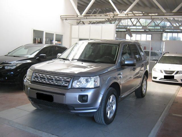 Usata Land Rover Freelander 2 SE 190 CV (139 kW) 2012 Argento SUV