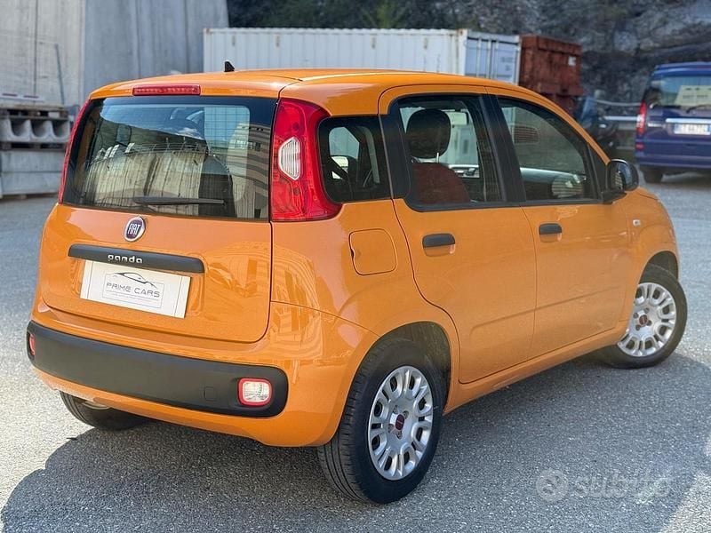 Usata Fiat Panda 69 CV (50 kW) 2017 Arancione Utilitaria