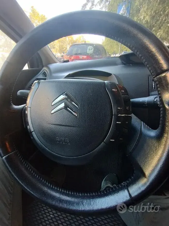 Usata Citroën C4 90 CV (66 kW) 2006 Grigio Berlina