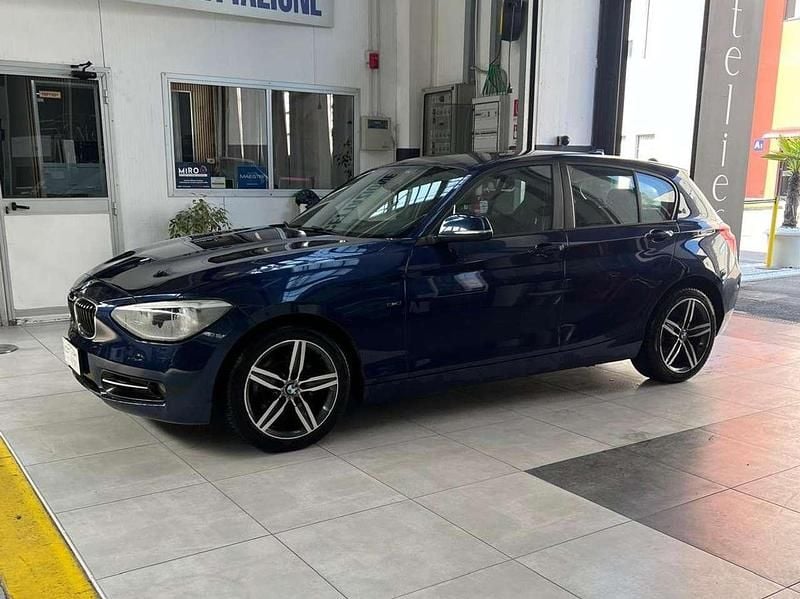 Usata BMW 120 184 CV (135 kW) 2013 Blu/azzurro Utilitaria
