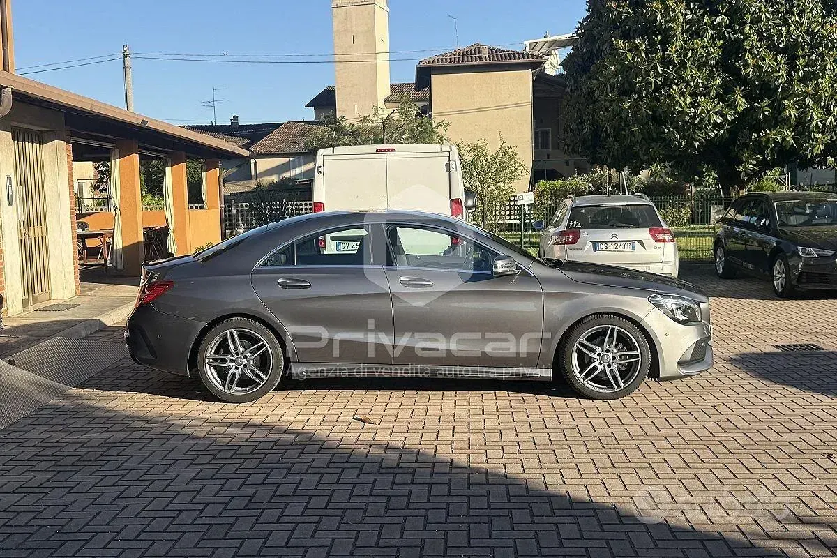 Usata Mercedes CLA200 Premium 136 CV (100 kW) 2017 Grigio Berlina
